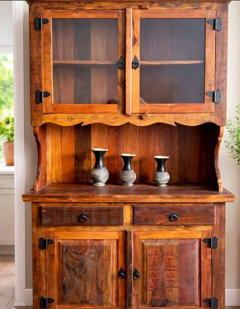 Cristaleira rústica em madeira de demolição